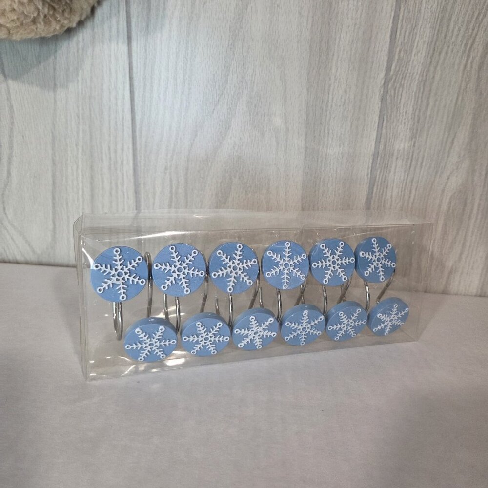 Snowflake Curtain Hooks Blue White Circle